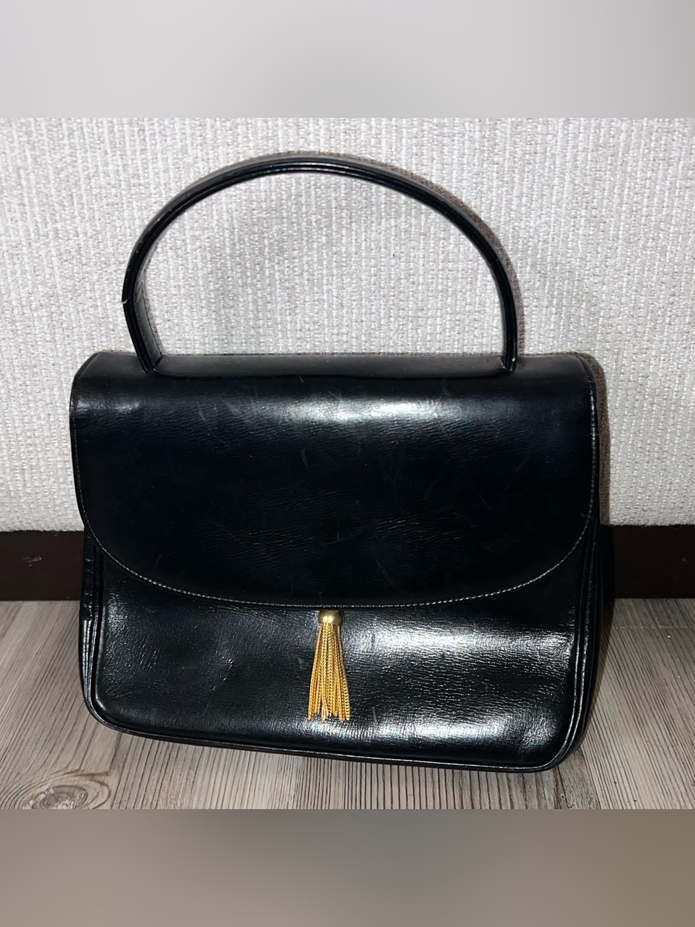 Vintage Calfskin Handbag Bienen Davis Gold Tassel Black Leather Purse